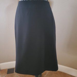 INVESTMENTS BLACK STRAIGHT SKIRT  14p